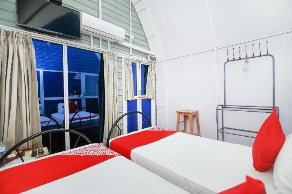 A4 Hostel Colombo Airport - Eco Lodge - Free Pickup & Drop Katunayaka Εξωτερικό φωτογραφία