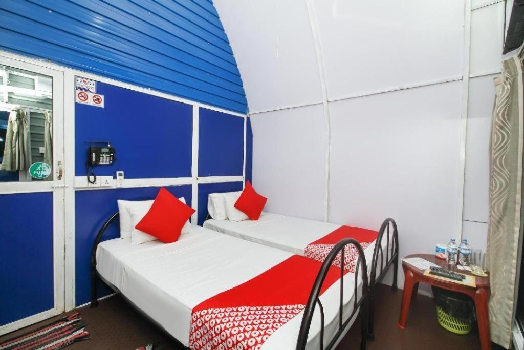 A4 Hostel Colombo Airport - Eco Lodge - Free Pickup & Drop Katunayaka Εξωτερικό φωτογραφία